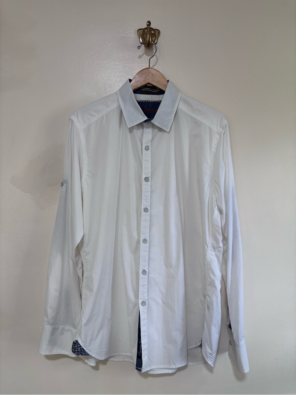 Robert Graham White Shirt with Navy Contrast Patchwork Style Trim size L